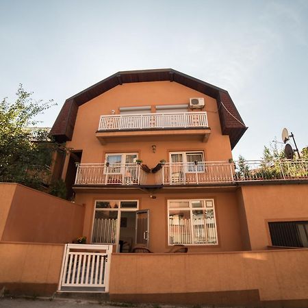 Apartman Hitno توزلا المظهر الخارجي الصورة