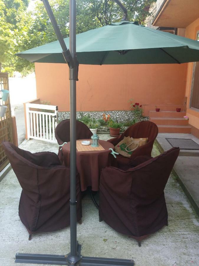 Apartman Hitno توزلا المظهر الخارجي الصورة